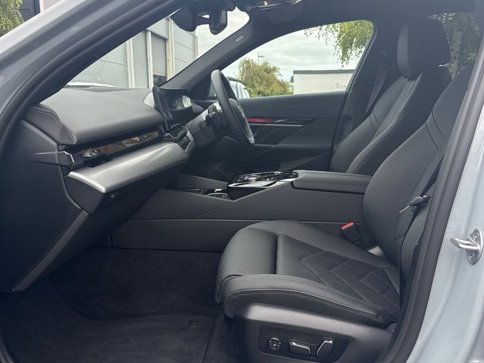 BMW 5 Series 2026