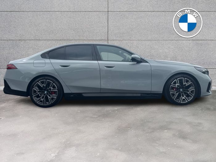 BMW 5 Series 2026