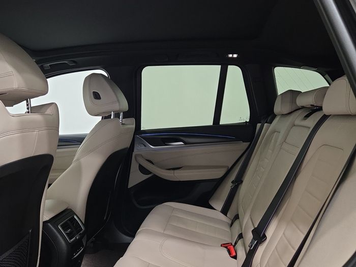 BMW iX3 2024