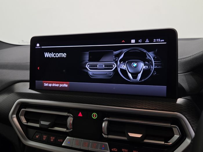 BMW iX3 2024