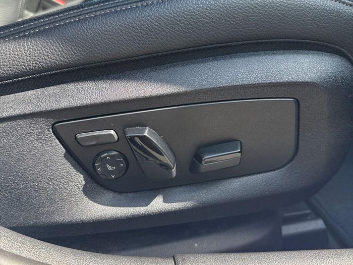 BMW 5 Series 2023