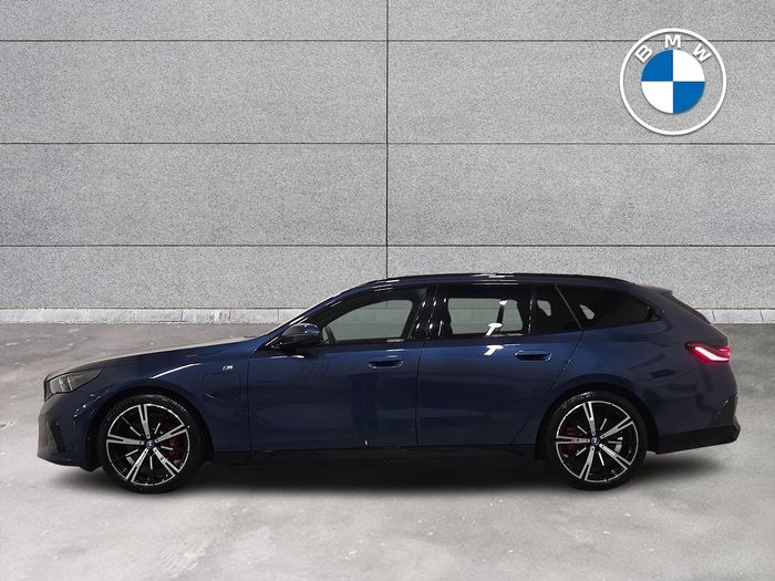 BMW 5 Series 2025