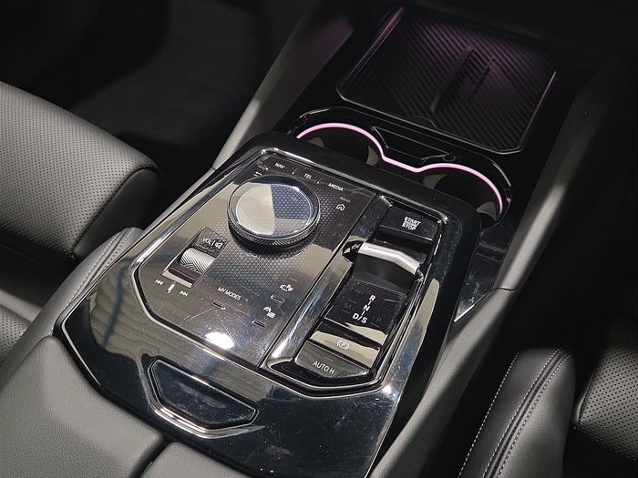 BMW 5 Series 2025