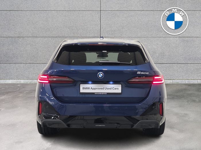 BMW 5 Series 2025