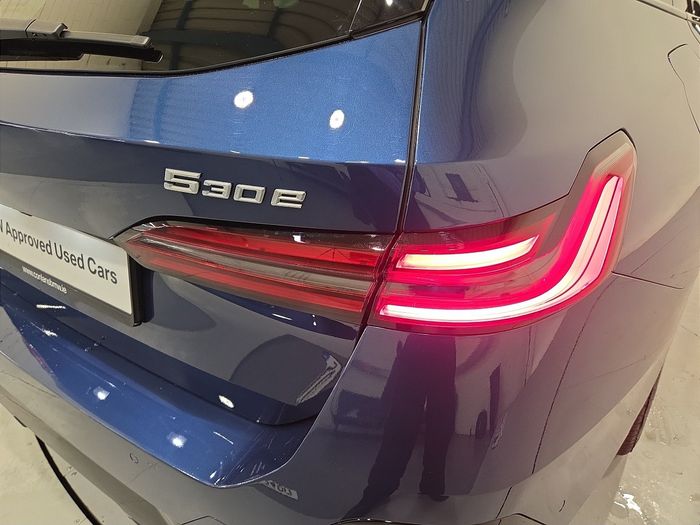BMW 5 Series 2025