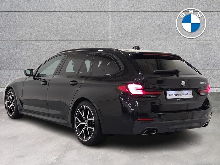 BMW 5 Series 2023