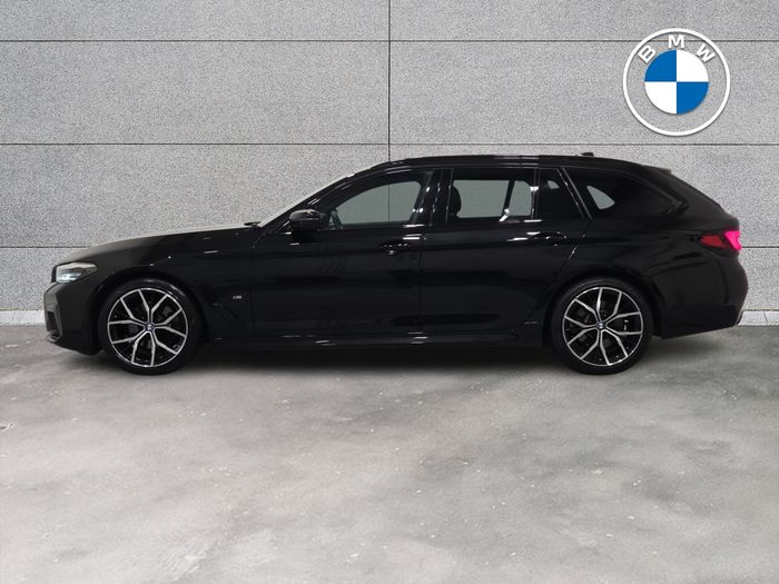 BMW 5 Series 2023