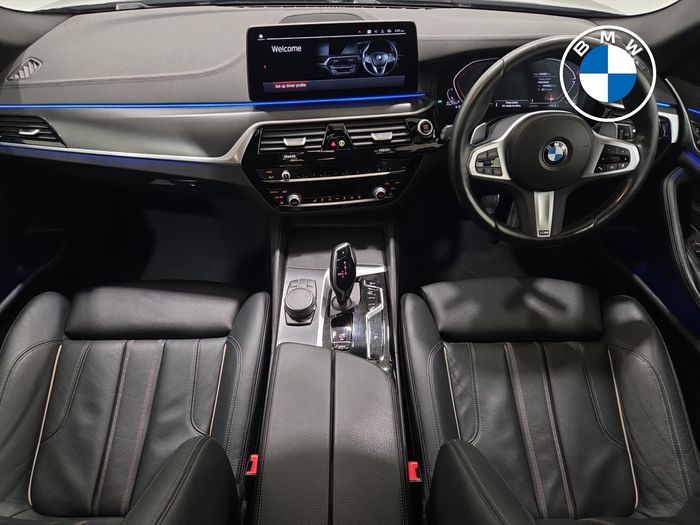 BMW 5 Series 2023