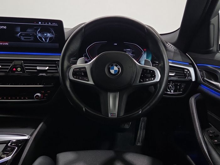 BMW 5 Series 2023