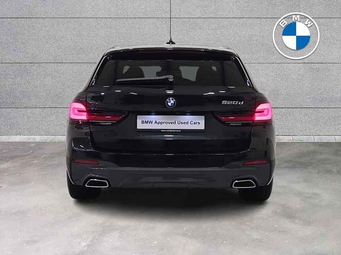 BMW 5 Series 2023