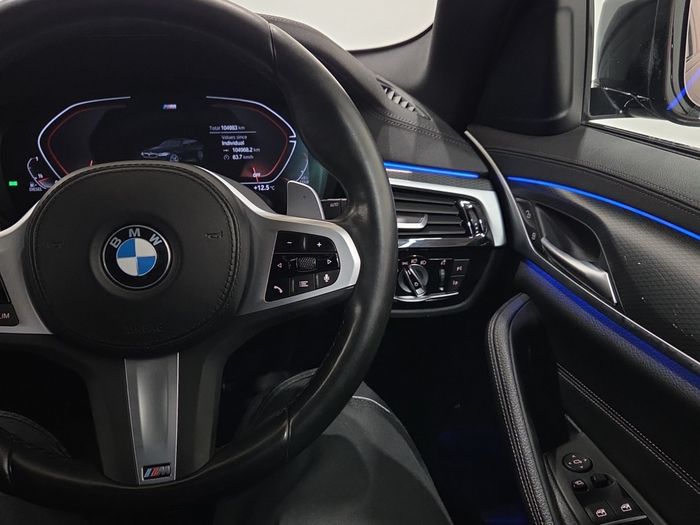 BMW 5 Series 2023