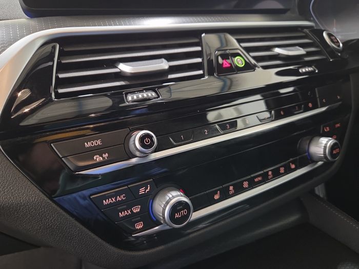 BMW 5 Series 2023