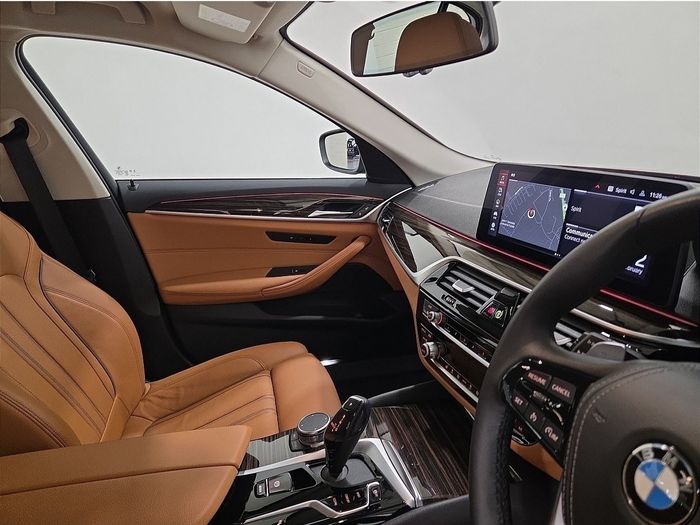 BMW 5 Series 2023