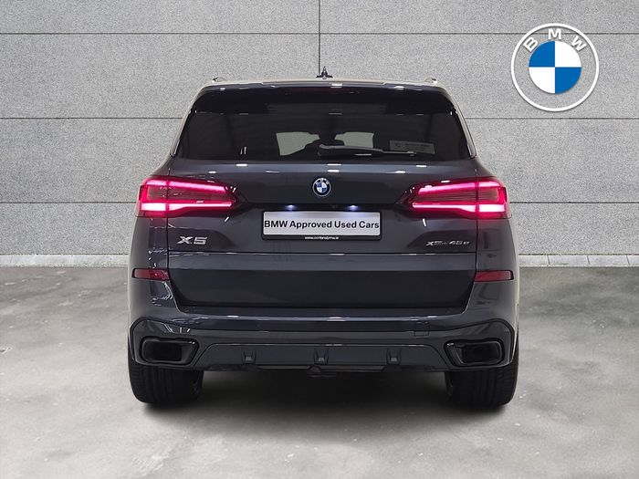 BMW X5 2022