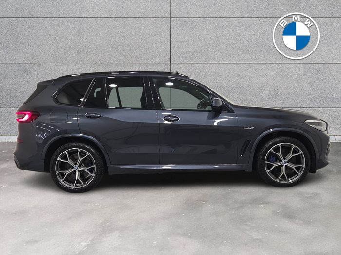 BMW X5 2022