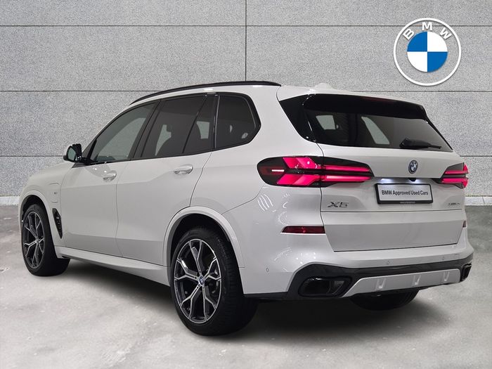 BMW X5 2024