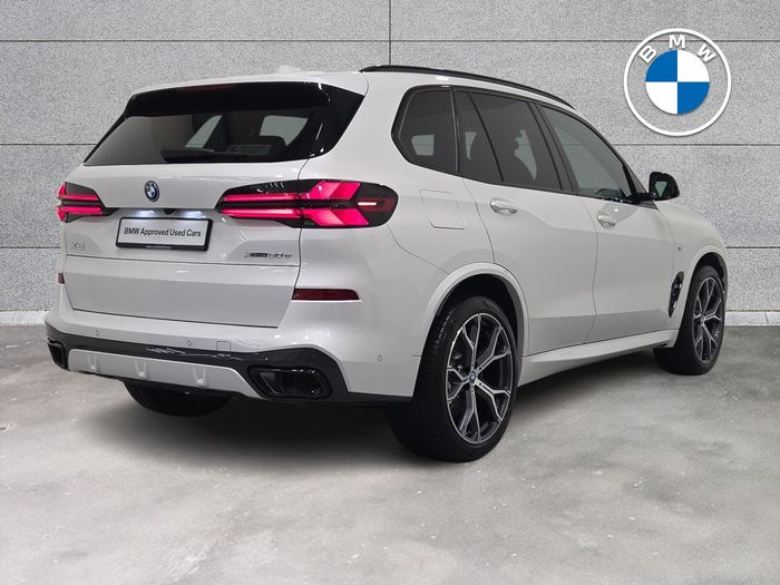 BMW X5 2024