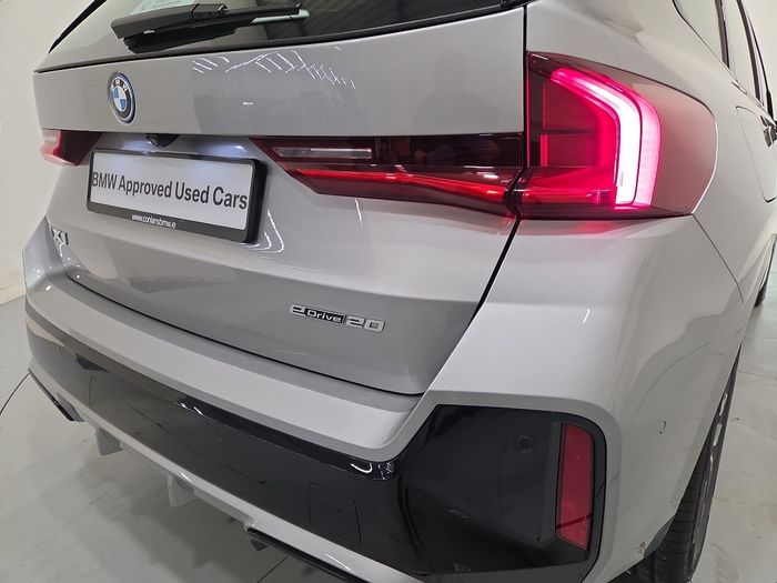 BMW iX1 2024