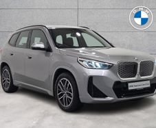 BMW iX1 2024