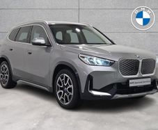 BMW iX1 2025