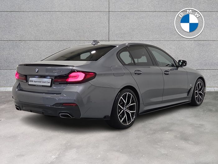 BMW 5 Series 2023