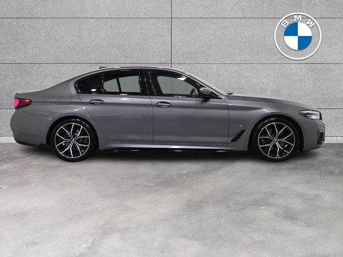 BMW 5 Series 2023
