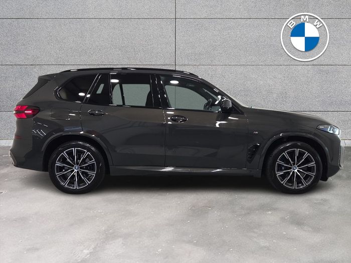 BMW X5 2023