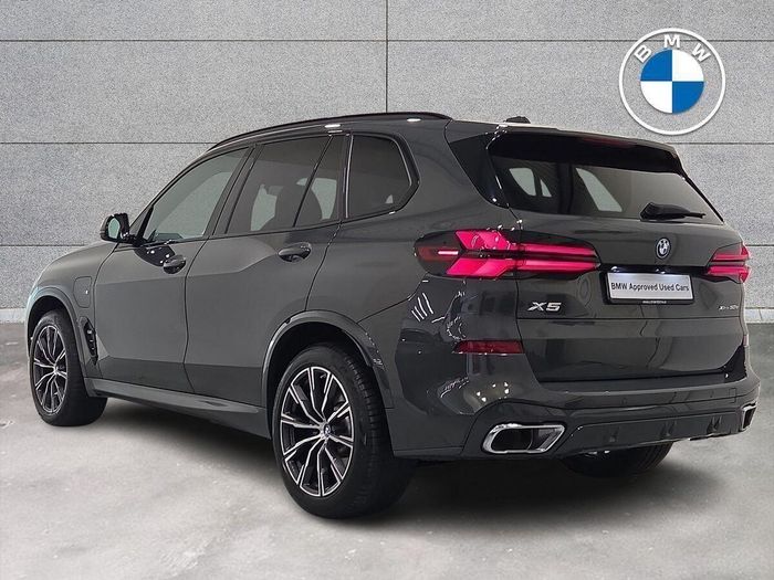 BMW X5 2023
