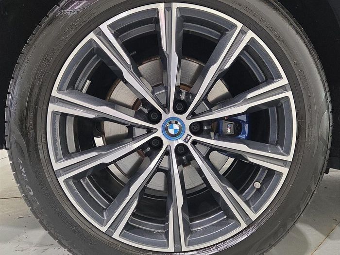 BMW X5 2023