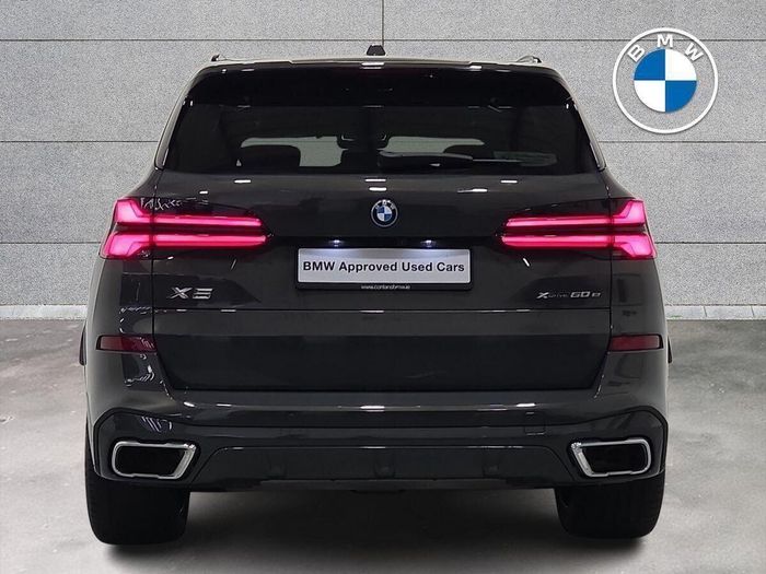 BMW X5 2023