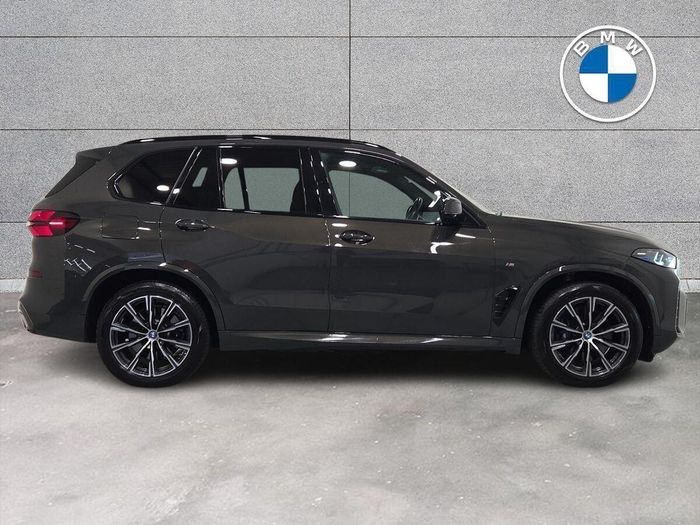 BMW X5 2023
