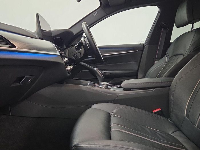 BMW 5 Series 2022
