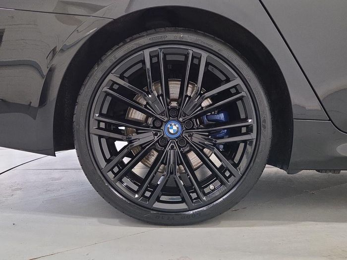 BMW 5 Series 2022