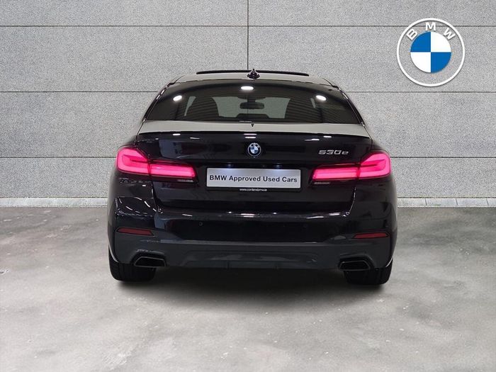 BMW 5 Series 2022