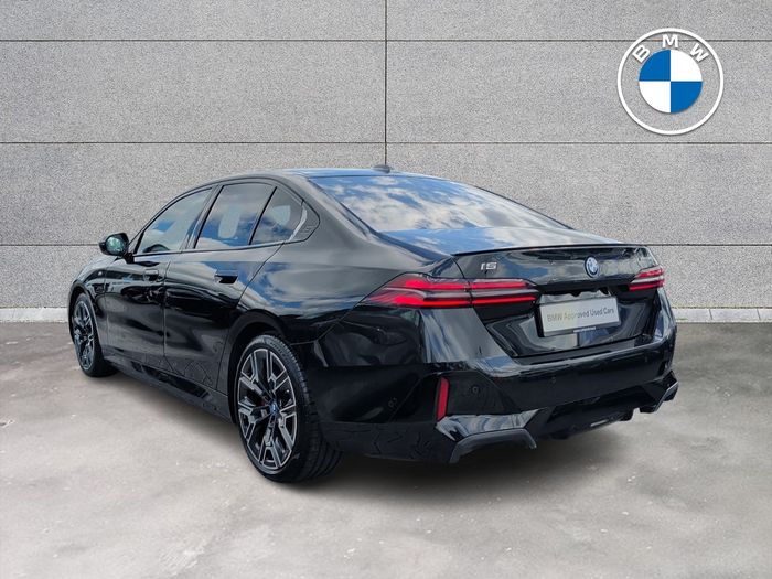 BMW i5 2024