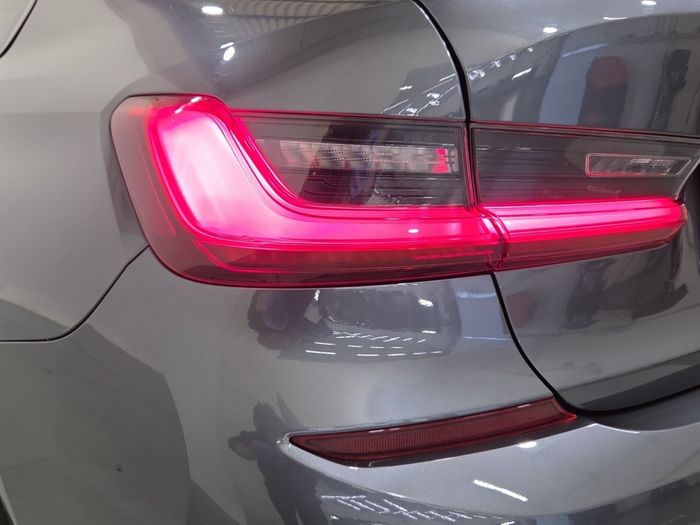 BMW 3 Series 2020