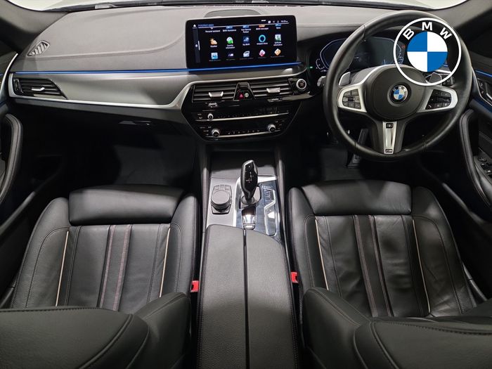 BMW 5 Series 2021