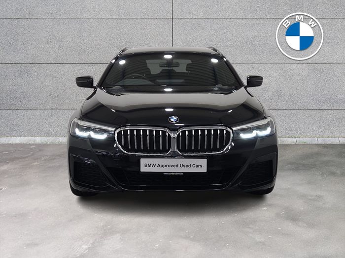 BMW 5 Series 2021