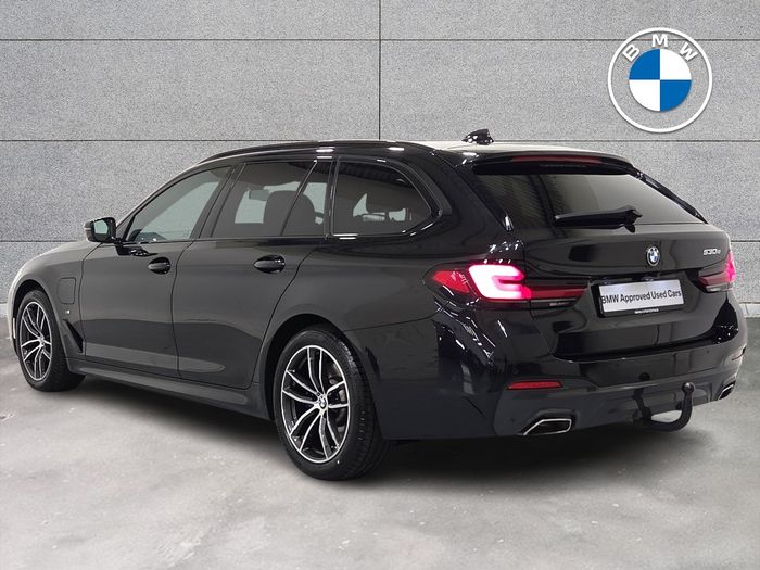 BMW 5 Series 2021