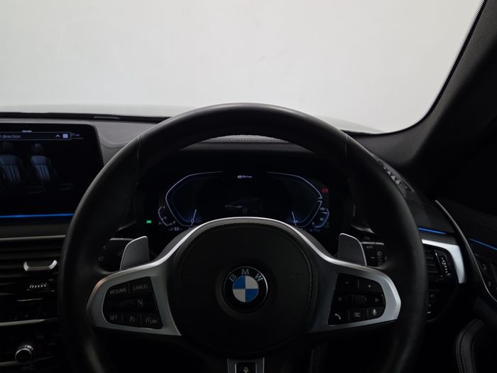 BMW 5 Series 2021
