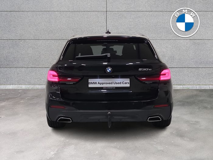 BMW 5 Series 2021