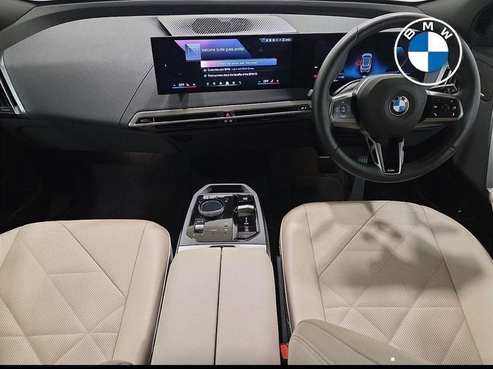 BMW IX 2025