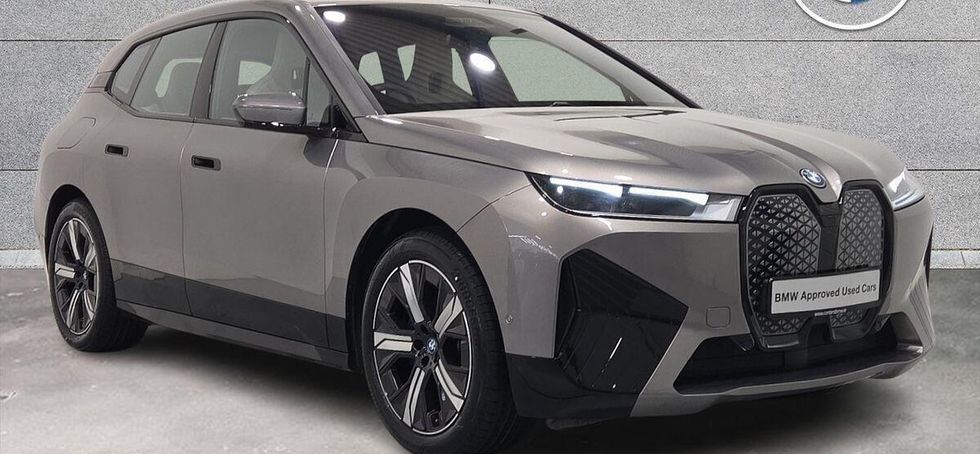 BMW IX 2025