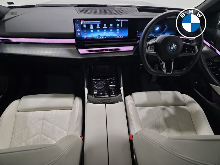 BMW 5 Series 2025