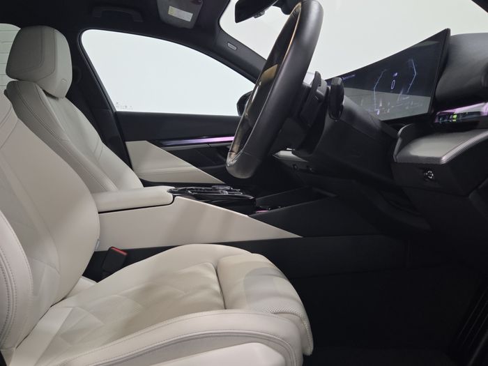 BMW 5 Series 2025