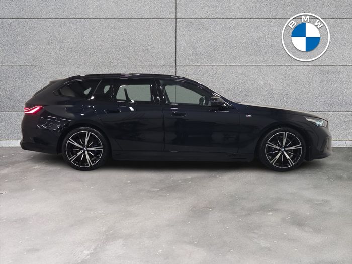 BMW 5 Series 2025