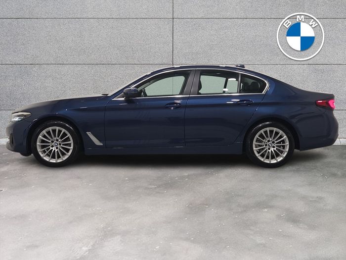 BMW 5 Series 2022