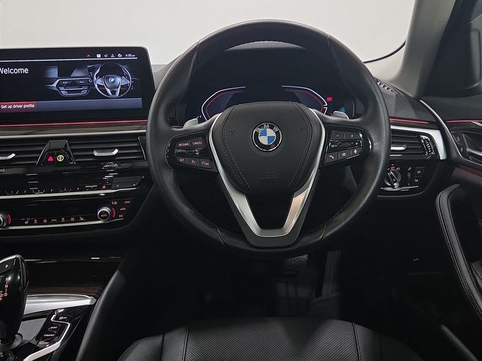 BMW 5 Series 2022