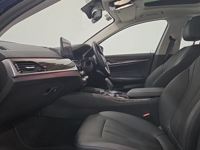 BMW 5 Series 2022
