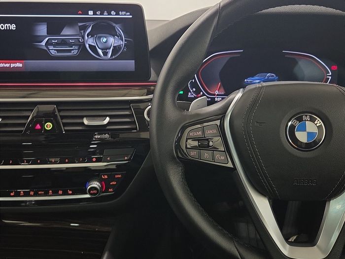 BMW 5 Series 2022